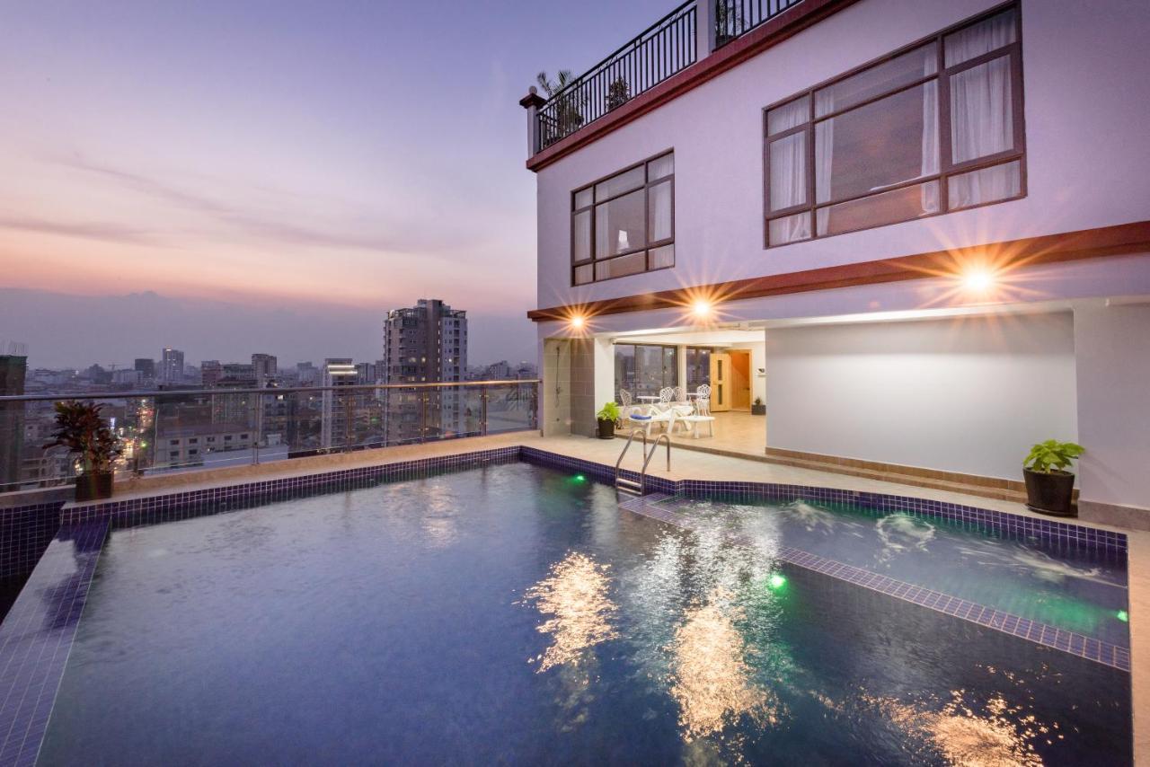 Soho Residence Phnom-Penh Buitenkant foto